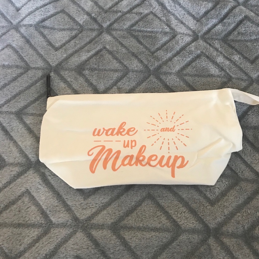 Make-up Bag (Wake up and Make-up)